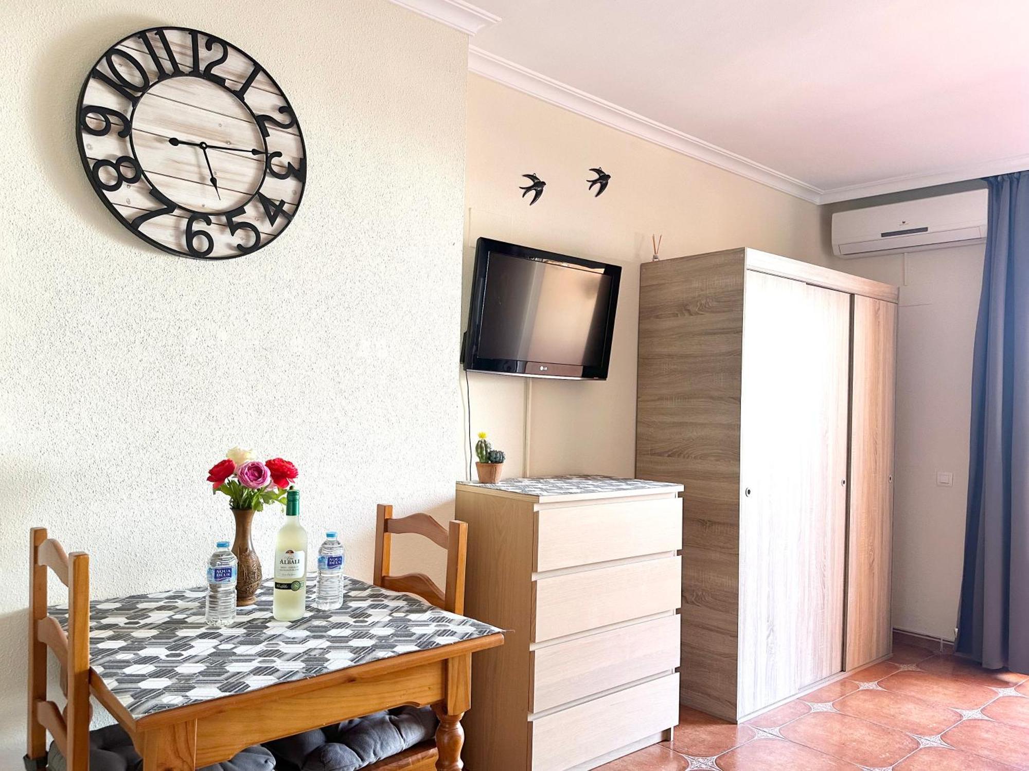 Costa Del Sol Seaside Studio - 5 Mins From Beach Fuengirola Eksteriør bilde