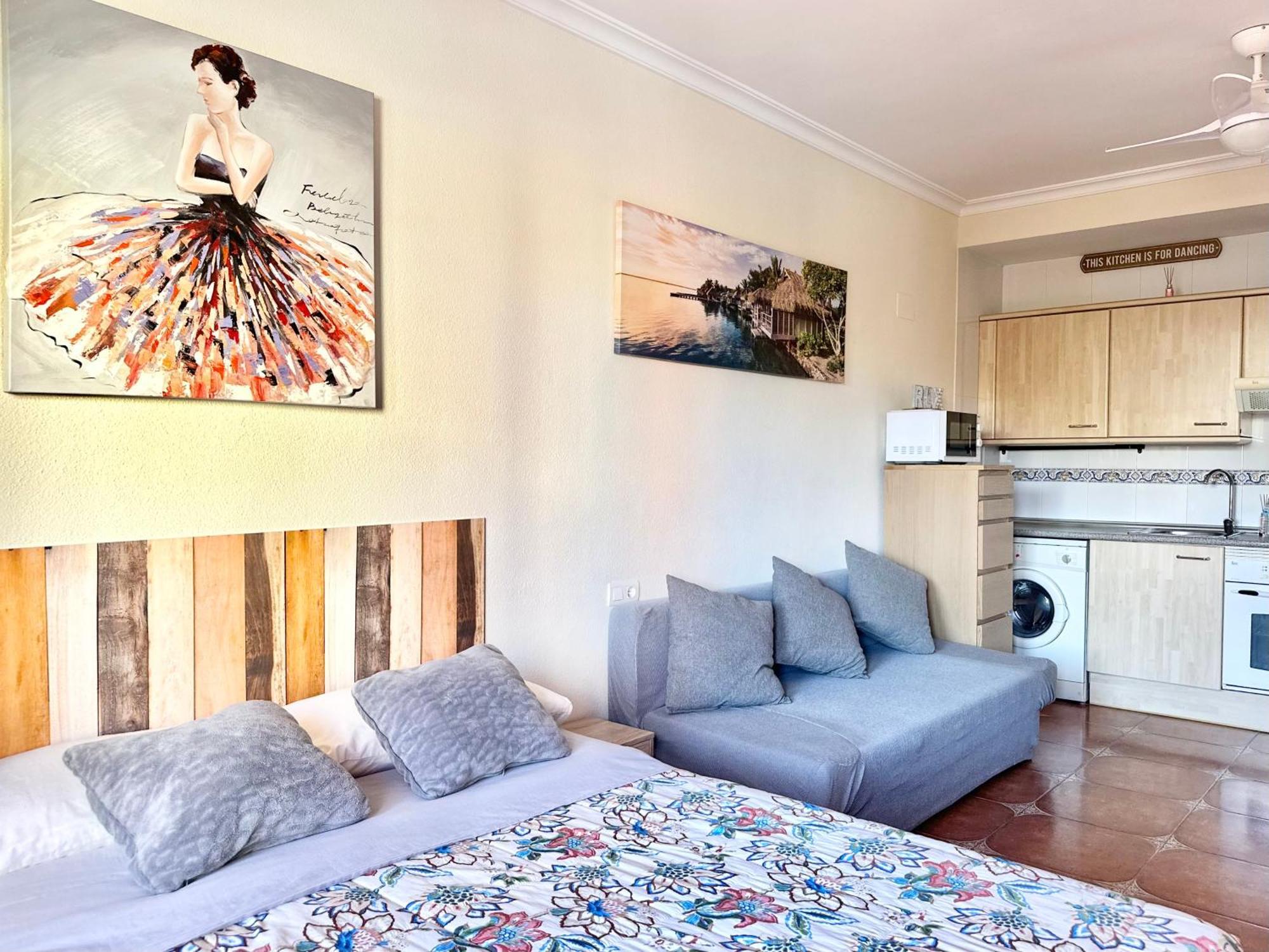 Costa Del Sol Seaside Studio - 5 Mins From Beach Fuengirola Eksteriør bilde